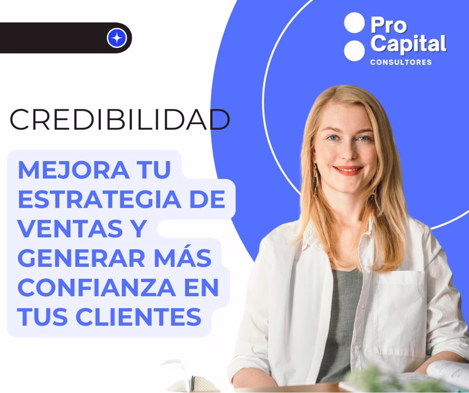 Vendedor generando confianza con un cliente a través de información clara 